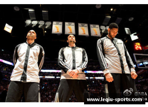囧囧NBA：重新定义篮球趣味，深入探讨赛场背后的精彩故事